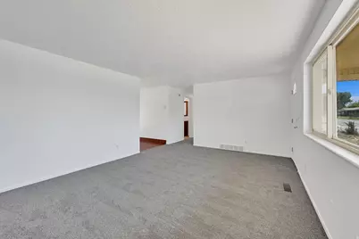 846 W 2400 N, Clinton, UT 84015 - Photo 7