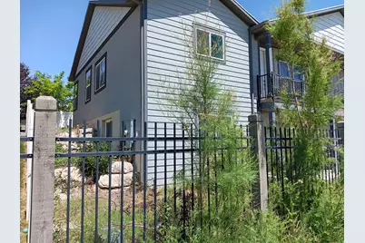 8631 N Cypress Aly, Eagle Mountain, UT 84005 - Photo 3
