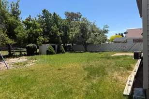1238 Cherrywood Dr, Layton, UT 84040 - Photo 3
