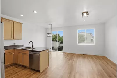 3753 N Prairie Grass Dr, Lehi, UT 84048 - Photo 9