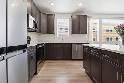 8373 S Iris Lumi Ln W #203, Midvale, UT 84047 - Photo 7