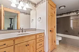 940 E Canyon Rd, Hyde Park, UT 84318 - Photo 29
