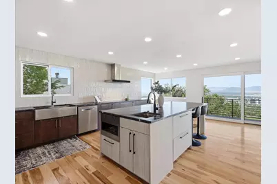1038 E Northbonneville Dr, Salt Lake City, UT 84103 - Photo 17