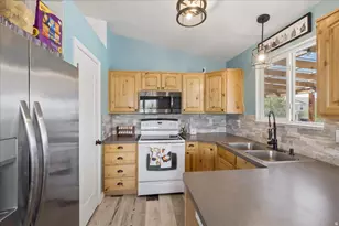 2618 W 2225 S, Syracuse, UT 84075 - Photo 5