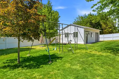702 E 200 N, Kaysville, UT 84037 - Photo 87