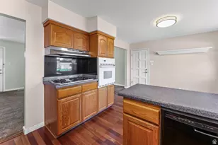 1308 S 400 W, Bountiful, UT 84010 - Photo 31