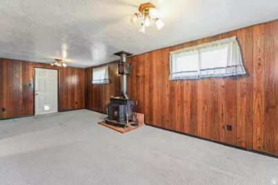 1308 S 400 W, Bountiful, UT 84010 - Photo 43