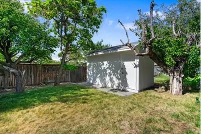 432 E Calnette Dr, Sandy, UT 84070 - Photo 45