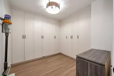 5076 S 2100 E, Holladay, UT 84117 - Photo 33