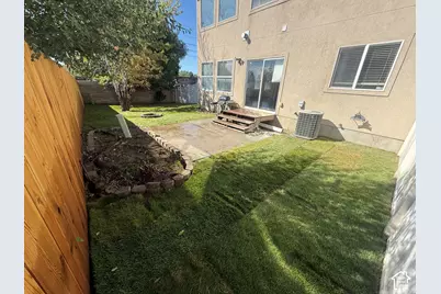 710 E Sandy Point Dr, Sandy, UT 84094 - Photo 29