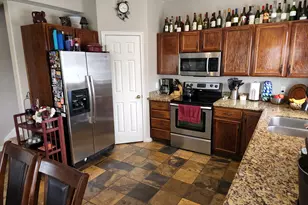 710 E Sandy Point Dr, Sandy, UT 84094 - Photo 9