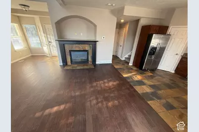 710 E Sandy Point Dr, Sandy, UT 84094 - Photo 7