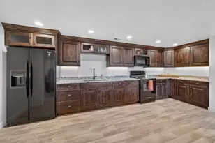 1318 E Abigail Ln, Eagle Mountain, UT 84005 - Photo 21