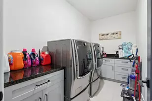 11603 S Fox Vista Dr, Draper, UT 84020 - Photo 27