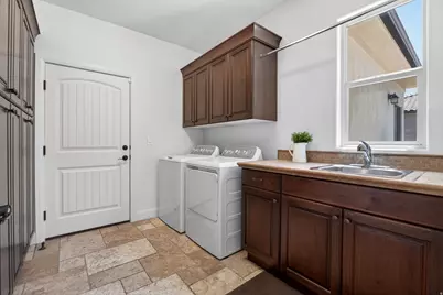 2638 S 3070 E, Saint George, UT 84790 - Photo 25