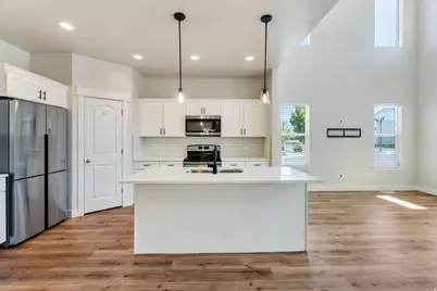 261 W 630 N #1006, Vineyard, UT 84059 - Photo 3