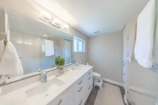2100 E Kayland Way S, Holladay, UT 84117 - Photo 17