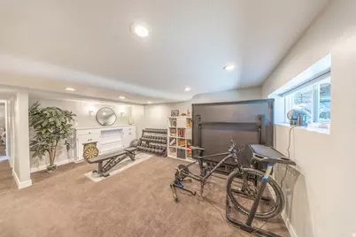 2100 E Kayland Way S, Holladay, UT 84117 - Photo 25
