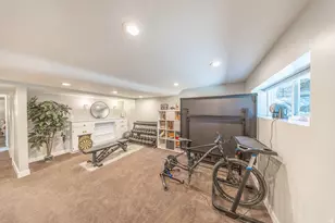 2100 E Kayland Way S, Holladay, UT 84117 - Photo 25