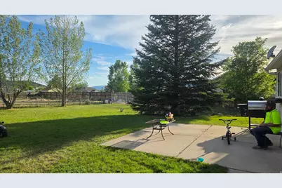 700 E 100 S, Mount Pleasant, UT 84647 - Photo 9