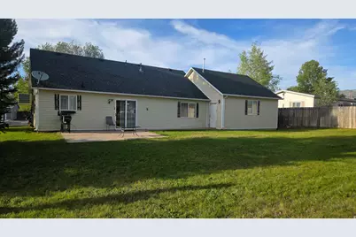 700 E 100 S, Mount Pleasant, UT 84647 - Photo 15