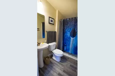523 N 200 E #13, Loa, UT 84747 - Photo 13