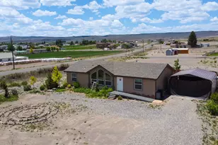 523 N 200 E, Loa, UT 84747 - Photo 33