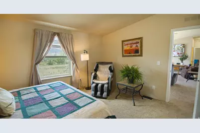523 N 200 E #13, Loa, UT 84747 - Photo 11