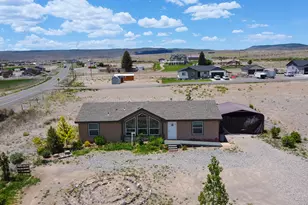 523 N 200 E, Loa, UT 84747 - Photo 31