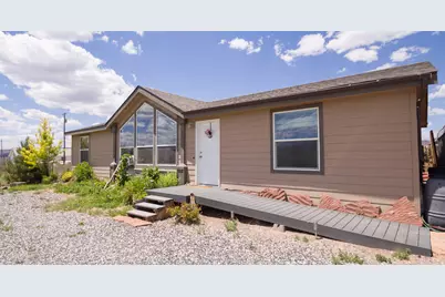 523 N 200 E #13, Loa, UT 84747 - Photo 3