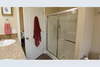 523 N 200 E #13, Loa, UT 84747 - Photo 9