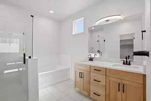 6309 W Cape Ridge Ln, West Valley, UT 84128 - Photo 13