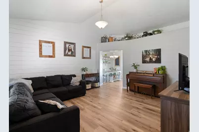 5069 S 3925 W, Roy, UT 84067 - Photo 3