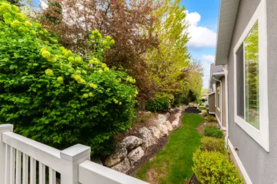 378 N Thurston Ln, Layton, UT 84040 - Photo 59