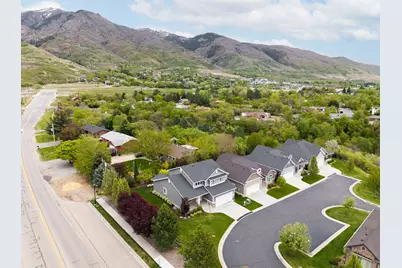 378 N Thurston Ln, Layton, UT 84040 - Photo 5