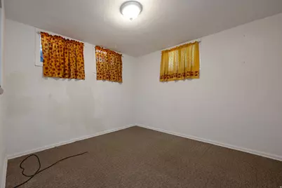 1460 S Richards St W, Salt Lake City, UT 84115 - Photo 29