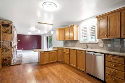 687 E 3125 N, North Ogden, UT 84414 - Photo 11