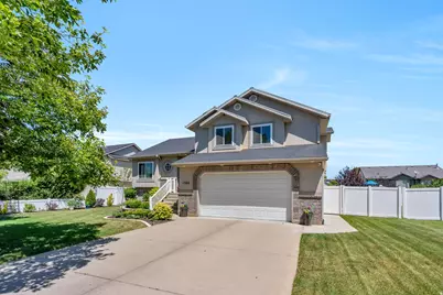 1368 W 2350 S, Woods Cross, UT 84087 - Photo 35