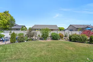 1368 W 2350 S, Woods Cross, UT 84087 - Photo 25