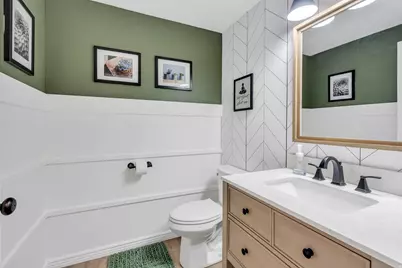 1368 W 2350 S, Woods Cross, UT 84087 - Photo 11