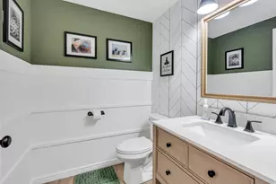 1368 W 2350 S, Woods Cross, UT 84087 - Photo 11
