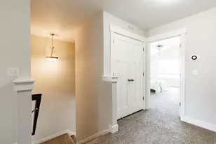 808 E Newfield Dr, Sandy, UT 84094 - Photo 15