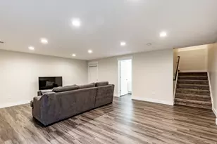 808 E Newfield Dr, Sandy, UT 84094 - Photo 21