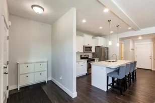 808 E Newfield Dr, Sandy, UT 84094 - Photo 3