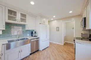 2529 E 1300 S, Salt Lake City, UT 84108 - Photo 11