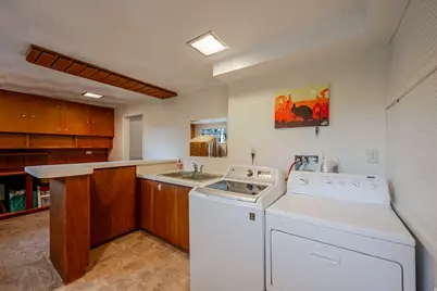 2529 E 1300 S, Salt Lake City, UT 84108 - Photo 27