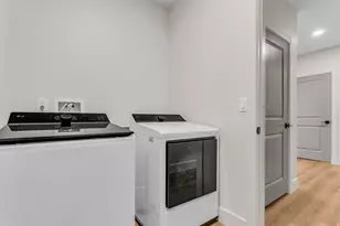 11674 S Myers Pk Ln, Riverton, UT 84065 - Photo 29