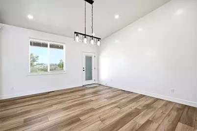 2203 E 1800 S #54, Naples, UT 84078 - Photo 9