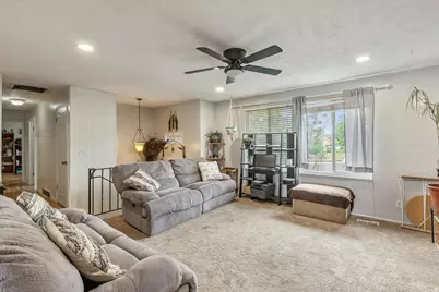 5378 W Silvertip Dr, West Valley, UT 84118 - Photo 13