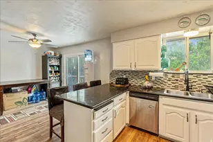 5378 W Silvertip Dr, West Valley, UT 84118 - Photo 19